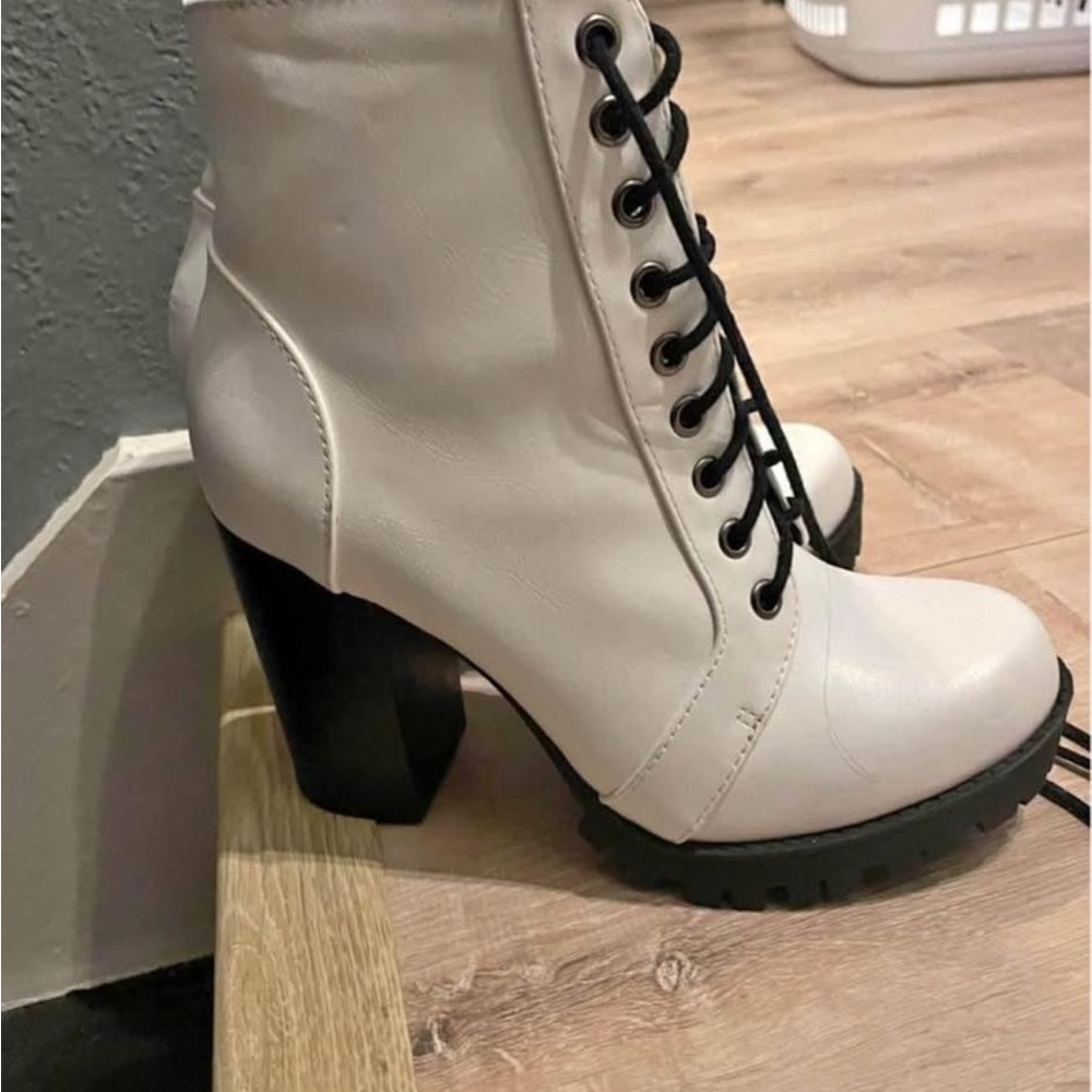 White and Black Lace-Up Ankle Boots with Chunky Heel